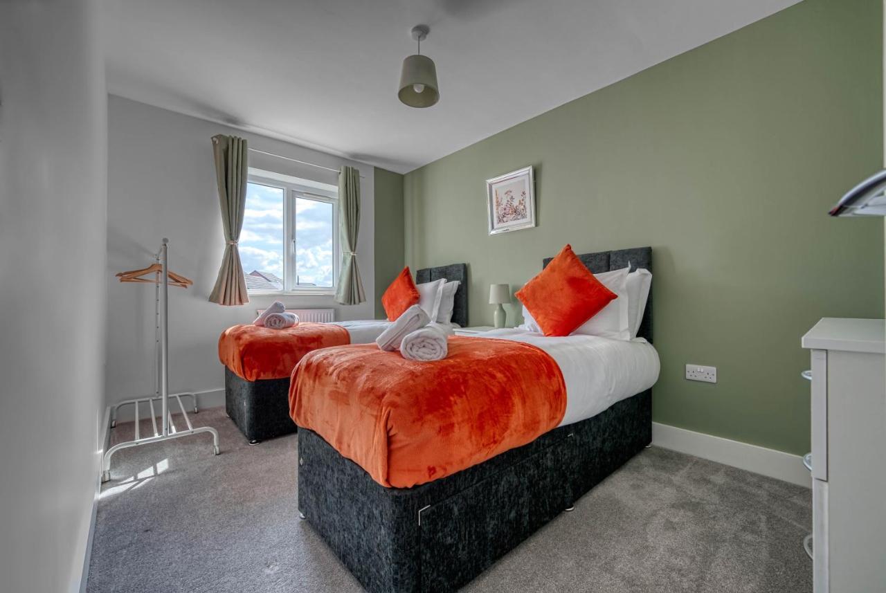 Luxurious Birmingham Home Private Parking Wifi - Near To Nec And Qeh Zewnętrze zdjęcie