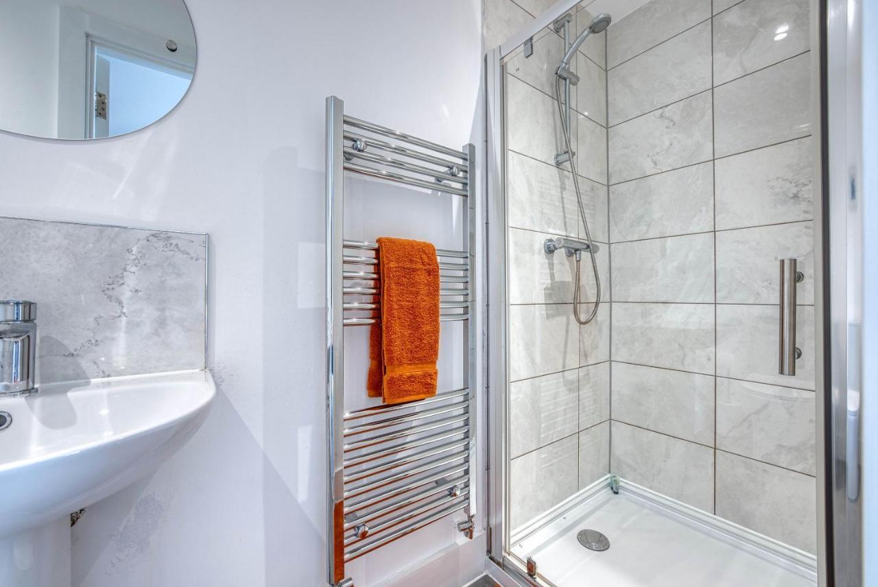 Luxurious Birmingham Home Private Parking Wifi - Near To Nec And Qeh Zewnętrze zdjęcie